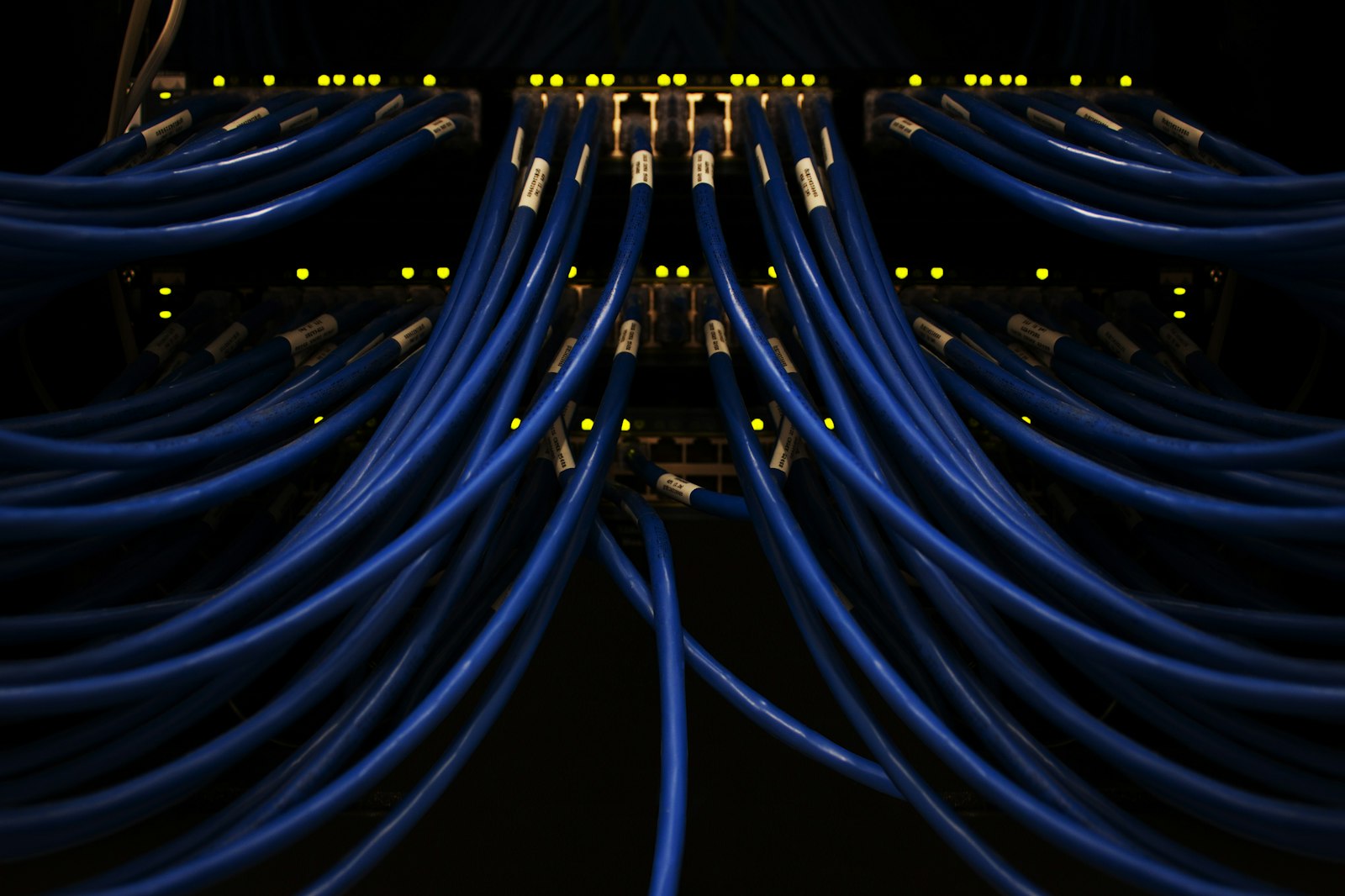 Armadio stradale FTTC: fibra fino all'armadio e rame fino a casa
